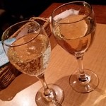 Gyoembaru - 乾杯はスパークリングワイン