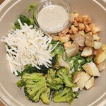 クリスプサラダワークス - 料理写真: