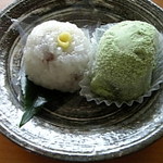 冨久屋 - 椿餅と鶯餅