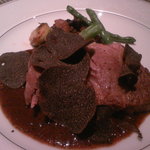 エル ブランシュ - 恩寵と評されたビゴール豚を、トリュフと共に