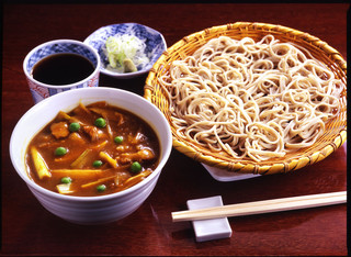 Kisshouiori - カレー丼とおそばのランチセット　950円