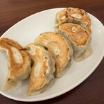 中華酒坊 王記餃子 - 王記焼き餃子