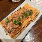 虎ノ門 うなぎのお宿 - 栃尾揚げ