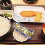 やえす初藤 - 