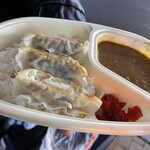 みよしの - 料理写真:餃子カレー弁当¥870
