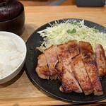 肉のやま金 - 
