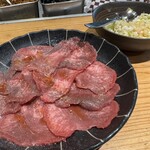 焼肉ホルモン ブンゴ - 