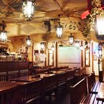 ツムビアホフ - 店内