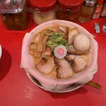 オダサガ味噌 - 料理写真:赤味噌スペシャル焼豚麺（1440円）大盛り無料