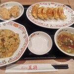 餃子の王将 - 料理写真: