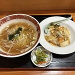 一龍 - 料理写真:ラーメンBセット　ラーメン・中華丼
