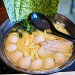 まんぷく家 - ラーメン＋うずら増し