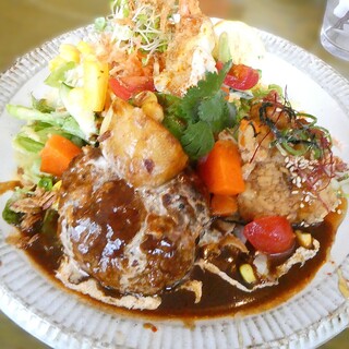 食堂とカフェ ピナータ_0