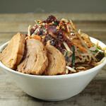 野郎ラーメン - 料理写真:麻辣豚野郎