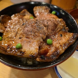 豚丼のぶたはげ_0