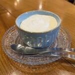 TEA ROOM Yuki Usagi - 