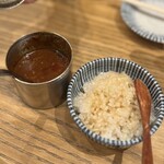 肉汁餃子と190円レモンサワー しんちゃん - 