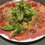 老舗精肉店直送 岡崎焼肉 飛騨牛の奴隷 - 