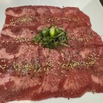 老舗精肉店直送 岡崎焼肉 飛騨牛の奴隷 - 