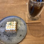 カフェ ボンド - 