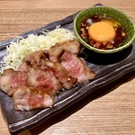 炭火たれ焼肉丼 萬牛カルビ - 