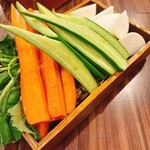 酒蔵 強三 - 生野菜を仙台味噌とマヨネーズで！