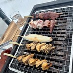オイスターキング - つぶ串・いか串/195   鶏レバー串/180  笹かま串/100