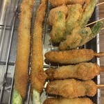 新世界おやじの串や - 