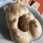 紀ノ国屋 - 料理写真:ハムスターモナカ アーモンド持ちVer.