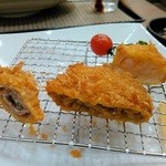 紙屋町キッチン 千 - 日替わりは、三元豚とごぼうのメンチカツ、シソ巻、海老の何とか