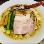 麺や 谷口 - 料理写真:醤油らーめん(鶏)