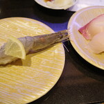 回し寿司 活 活美登利 - マダガスカルの極みとひらまさ