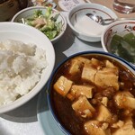 鶏中華 ヤンヤン飯店 - 