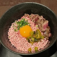 馬刺しと焼き鳥 グルマン三年坂 - 