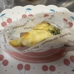 ブレッドハウス・エピ - 料理写真:エビグラタンのタルティーヌ