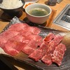 精肉店直営 焼肉定食 やまと - 