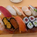 魚市場の活き活き寿司 - 料理写真:雅