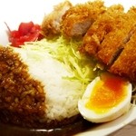 カツと特製カレー