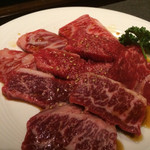 肉匠 紋次郎 - 