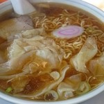 大勝軒 - ワンタン麺 1、5玉