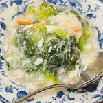 中国料理 三鶴 - ブロッコリーのカニ肉餡掛け