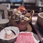 裏の山の木の子 - 