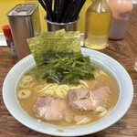 家系ラーメン まこと家 - 