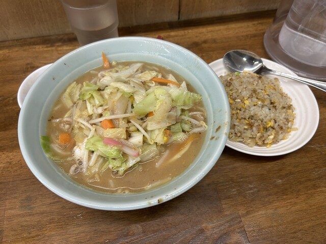 Ichiraku Ramen Hakozaki futou ten - Hakozaki Kyudaimae/Ramen | Tabelog