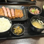 キセキ食堂 - 本日のとんかつ御膳（ロース160g）
