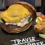 TRAVIS BURGER - 『CARBONARA BURGER¥2,090』 『FRIED CHICKEN¥418』 『lunch drink¥165』