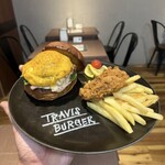 TRAVIS BURGER - 『CARBONARA BURGER¥2,090』 『FRIED CHICKEN¥418』 『lunch drink¥165』