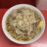 ラーメン二郎 - 小ラーメン、生たまご、ニンニク少なめ、脂