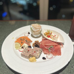 CAFE AUX BACCHANALES - 