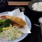 喜文 - エビフライ定食